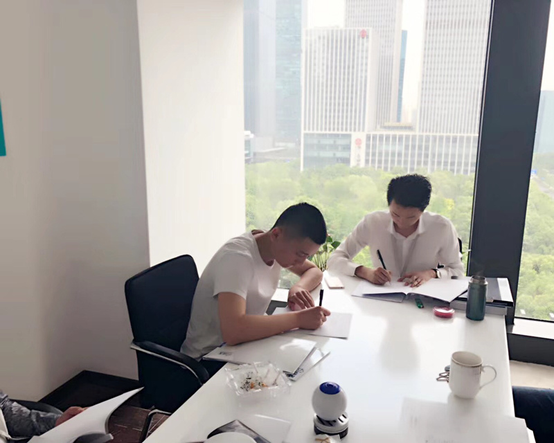 热烈祝贺厉总团队签约创绿家徐州市区级代理！